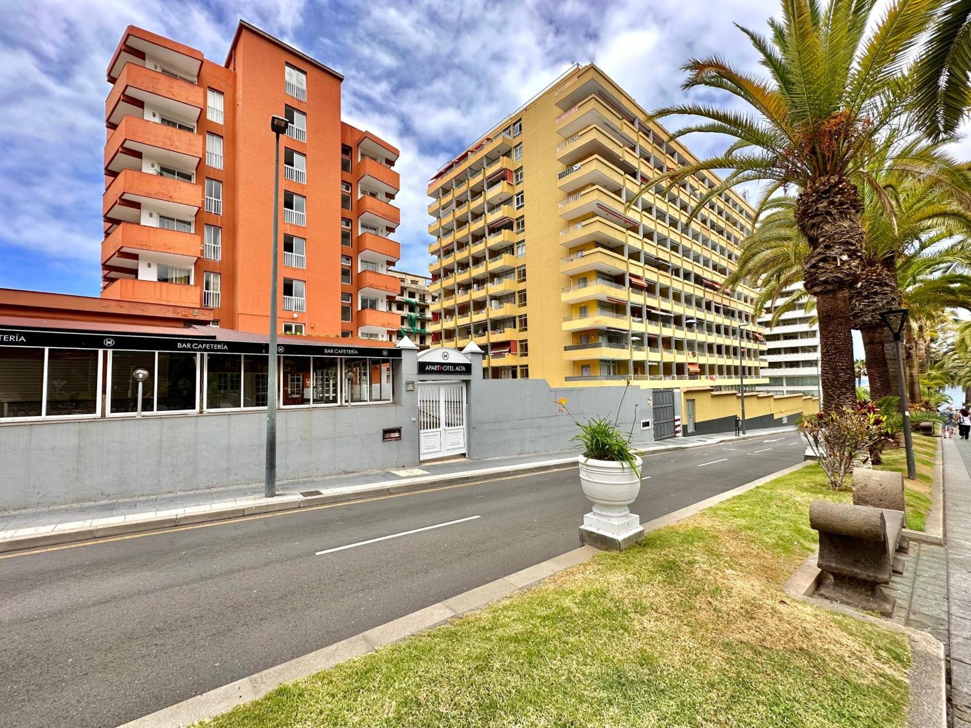 פוארטו דה לה קרוז Alta Beachside Apartments מראה חיצוני תמונה