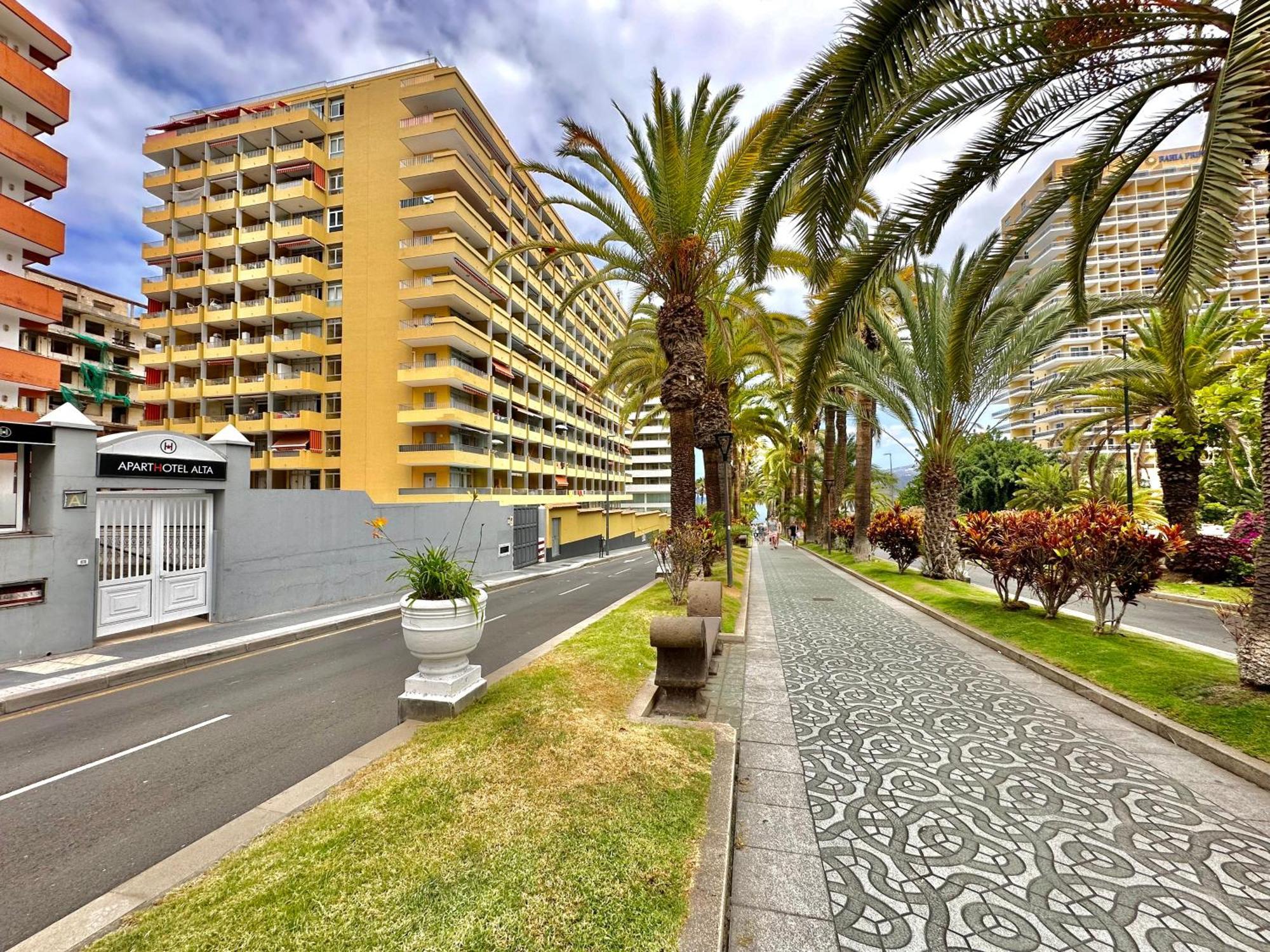 פוארטו דה לה קרוז Alta Beachside Apartments מראה חיצוני תמונה